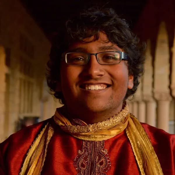 オーウェンの肖像写真